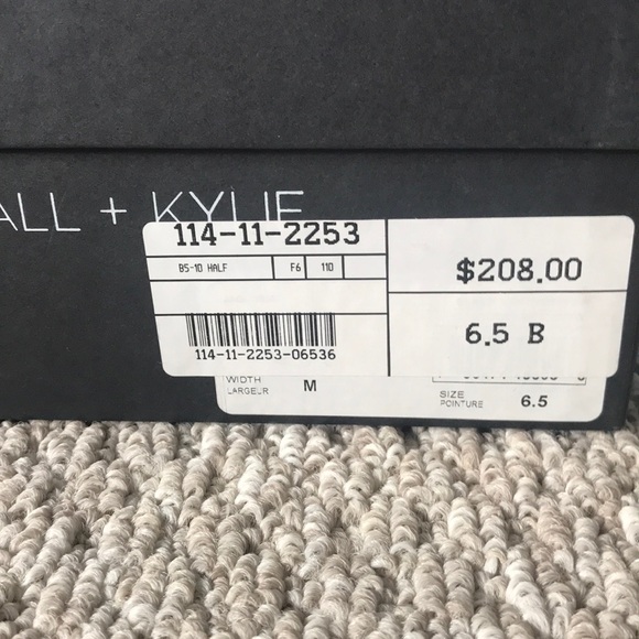 Kendall + Kylie Gloria Pumps - Picture 6 of 6